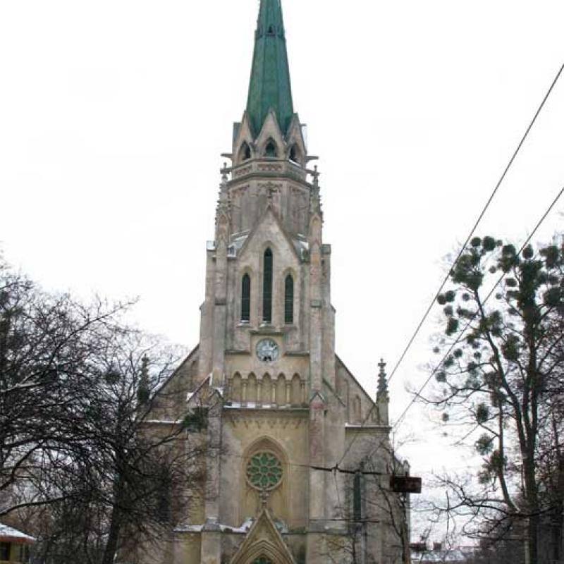 khramy-chernivtsiv-bilshe-photo