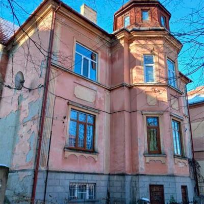 villy-chernivtsiv